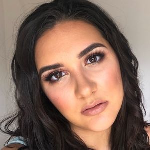 Meet your Posher, Kelsie